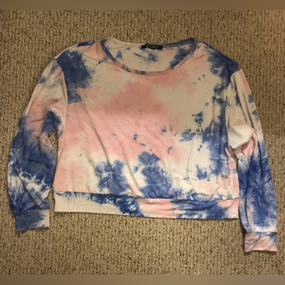 Maria Lizbeth- Crop Top: Athletic Wear